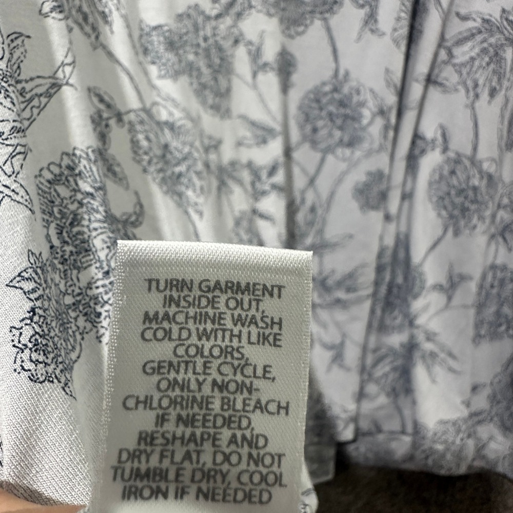 J Jill Wearever Blouse Top Women Medium Gray Floral 3/4 Sleeve Casual Office - Picture 12 of 12